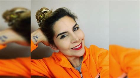 El Misterio Del Tatuaje 856 De Karla Panini ¿que Relación Tiene Con