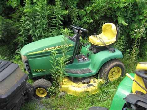 1999 John Deere LX277 Lawn Garden And Commercial Mowing John Deere