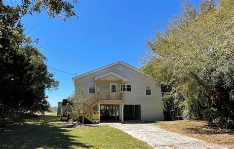 Anchor Inn | Edisto Beach home Rental | Carolina One Vacation Rentals ...