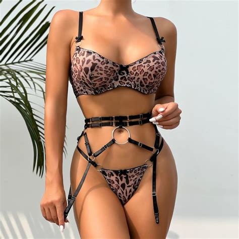 Femme Ensemble Lingerie Dentelle Brassière Jarretière Sexy Porte Jarretelles Soutiens Gorge et G