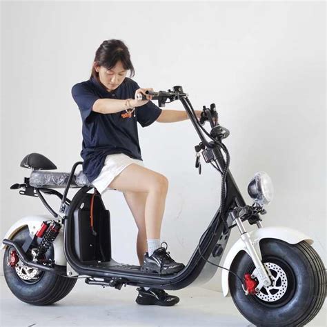 Hot Selling EEC COC Citycoco Electric Scooter 1500W 2000W EU Stock Scooter Electric Alibaba