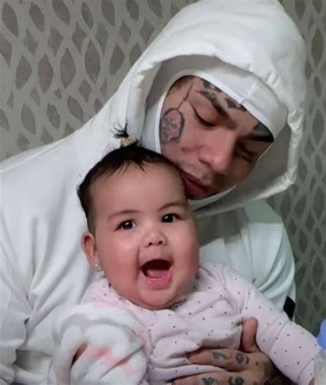 Video Yail N La M S Viral Presenta Oficialmente A Su Hija Cattleya