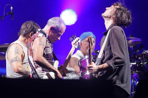 Rock In Rio Red Hot Faz Show Padr O Empolga E Tamb M Irrita P Blico