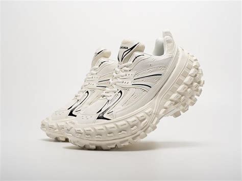 Купить Кроссовки Balenciaga Defender в интернет-магазине "ХАСЛ" с доставкой