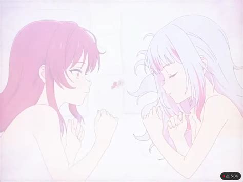 IM SORRY DID THEY JUST HAVE SEX WHYRE THEY SLEEPING NAKED TOGETHER R Okbuddyhololive