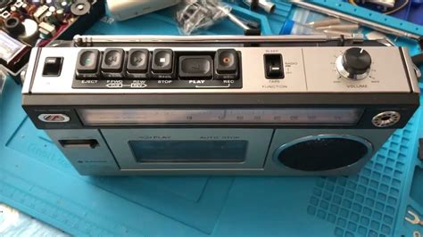 Vintage Sanyo M F Am Fm Radio Cassette Recorder Youtube