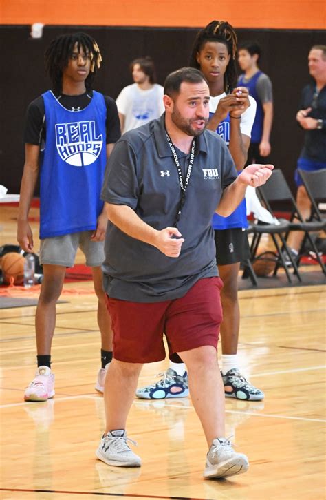The Connection Exposure Events – Real Hoops