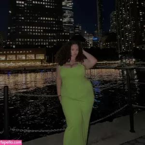 Sincerelyitsjulie Nude Photos Videos I Nudes Celeb Nudes