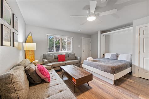 The Courtyard Condominiums