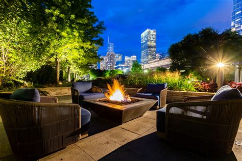 Hubbard Place - Luxury Apartments & Rentals in Chicago | Luxury Living