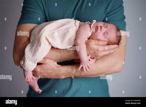 Bonding baby geburt Fotos und Bildmaterial in hoher Auflösung Alamy