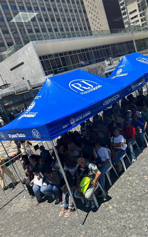 Largo Da Carioca Recebe Feir O De Empregos Vagas At Sexta