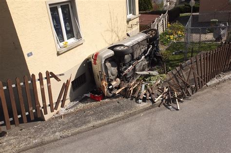 Sargans SG Auto überschlägt sich