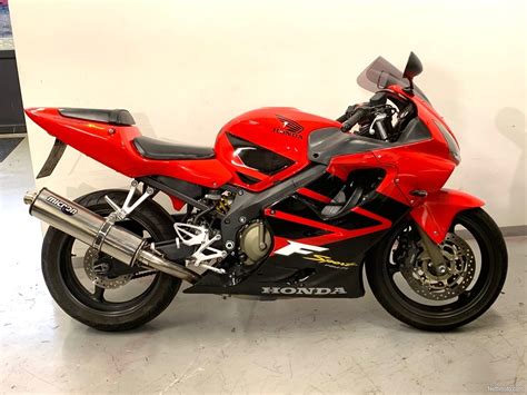 Honda CBR 600 F Sport F4i 600 cm³ 2001 Tuusula Moottoripyörä