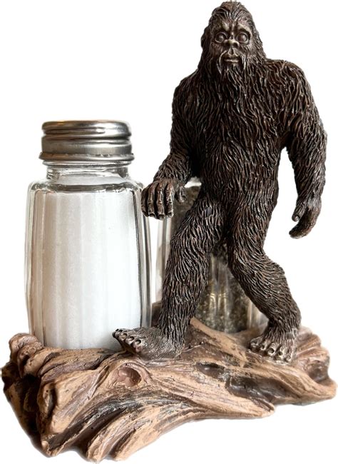Amazon.com: Legendary Walking Bigfoot Sasquatch Yeti Rustic Salt and