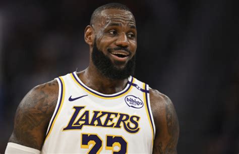 Lebron James Scores In Record Th Christmas Day Game As Lakers Hold