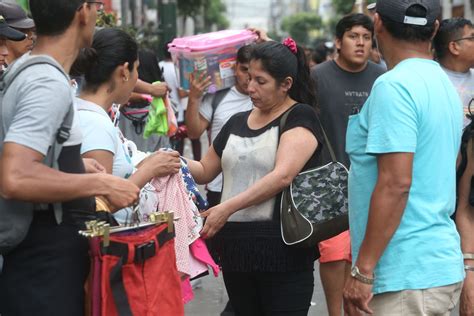 Por qué persiste la informalidad y la explotación laboral en el Perú