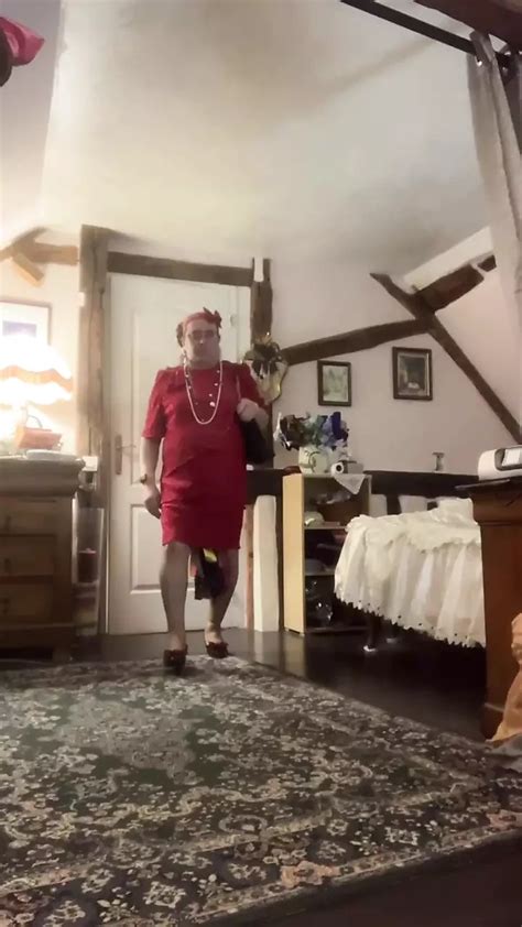 Undressing A Vintage Sunday Outfit Gay Amateur Porn Feat Soumise XHamster