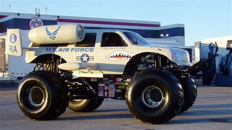 Cars monster trucks