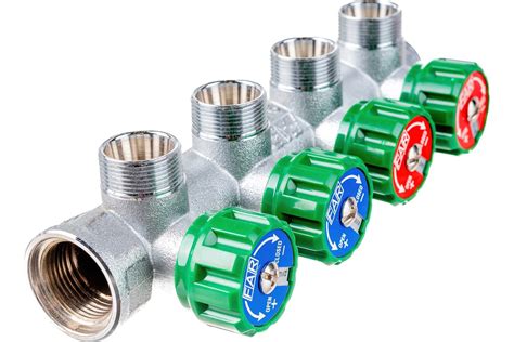 Регулируемый коллектор с 4 отводами FAR 3/4" М24х19 FK 3856 C34 ...