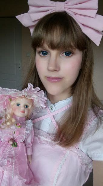 Porcelain Doll Make-Up ♡ | Doll makeup, Porcelain dolls, Makeup