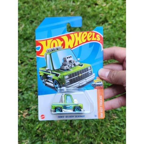 Jual Hot Wheels Toon D 83 Chevy Silverado Original Shopee Indonesia