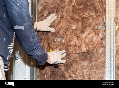 Ecowool Isolierung Fotos Und Bildmaterial In Hoher Auflösung Alamy