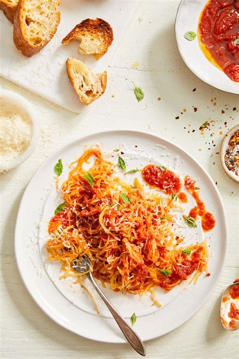 Spaghetti Squash With Simple Marinara Sauce Delallo