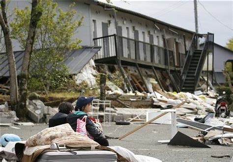 Another Update Rescuers Rush To Trapped Residents As Japan Quakes Kill 41