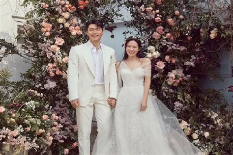 Viral Potret Hyun Bin Dan Son Ye Jin Yang Berangkat Honeymoon Ke Los