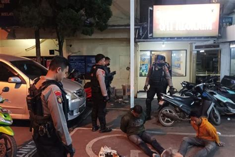 Foto Ditangkap Tim Patroli Dua Pria Di Sawangan Sembunyikan Mata