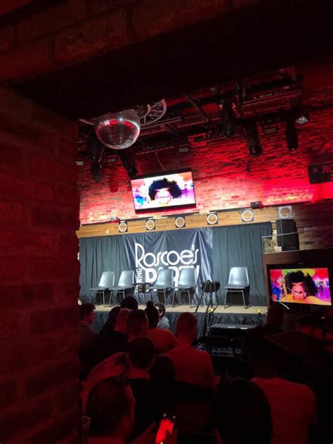 The Best Clubs And Gay Bars In Chicago Bring You Closer