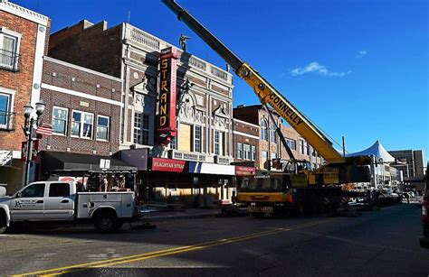 Pontiacs New Strand Theatre Is Ready For Sneak Preview The Oakland Press