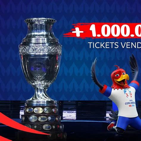 Descubrí el look de la semana de la reina Letizia blanco negro y nude