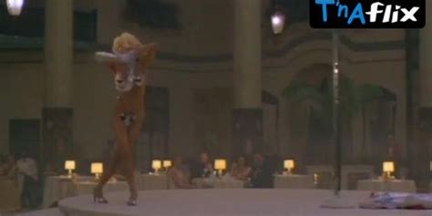 Louisa Moritz Thong Bikini Scene In Cuba Tnaflix