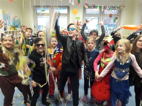 Klasse 3a Feiert Fasching Grundschule Hagsfeld