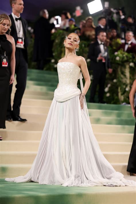 Ariana Grande Just Hit The 2024 Met Gala Red Carpet Looking Positively