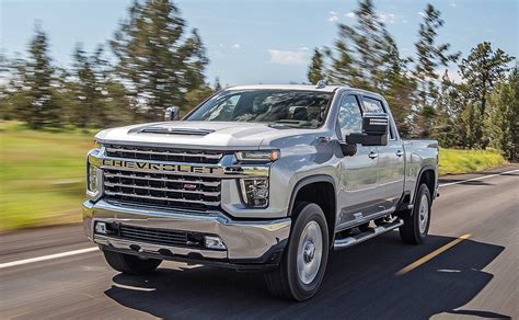 Chevrolet Silverado Hd A No Nonsense Heavy Lifter Automotive News