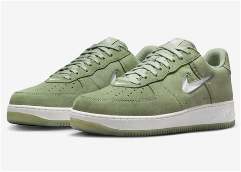 Nike Air Force 1 Low Retro Color of the Month Oil Green Jewelが国内6月5日に