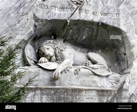 Lion monument Lucerne Stock Photo - Alamy