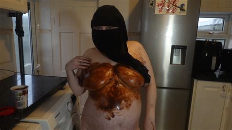 Niqab Naked Chocolate Sauce 20 Pics XHamster