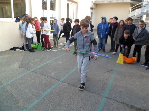 Troisi Me D Fi Transporter Sans Faire Tomber Ecole Sainte Marie