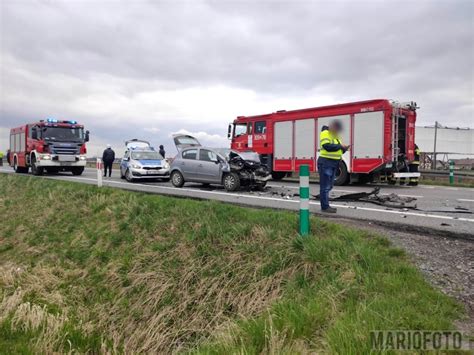 Wypadek Na Obwodnicy Opola Dwie Osoby Zabrane Do Szpitala