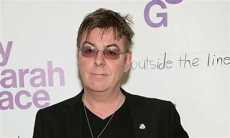 The Smiths bassist Andy Rourke dies aged 59