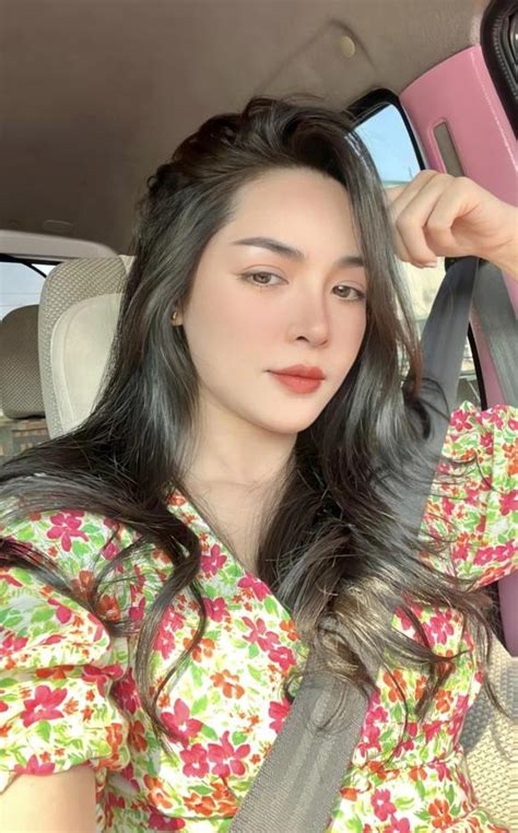 Hot girl dao kéo Vũ Thanh Quỳnh đăng đàn khi việc chỉnh sửa nhan sắc đã qua 8 năm vẫn bị đào lại
