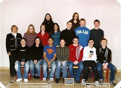 Photo de classe T hot 1 de 2005 Lycée Clément Ader Copains d avant