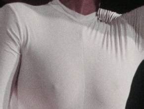 SIN ALAS NUDE SCENES AZNude