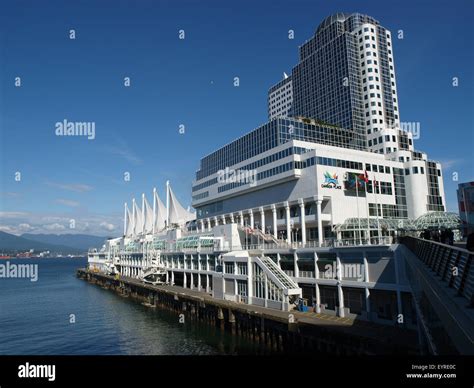 Canada Place Cruise Ship Terminal Vancouver, Canada Stock Photo - Alamy