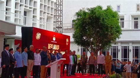 Jelang Kick Off Tiga Pasangan Capres Cawapres Deklarasi Kampanye Damai