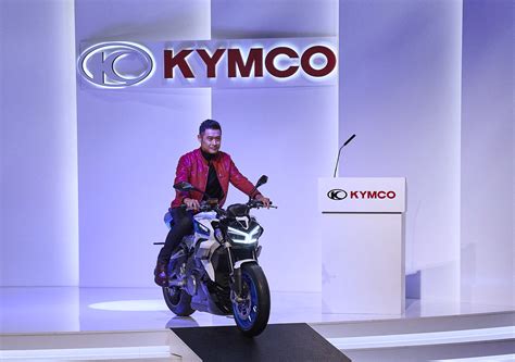 KYMCO anuncia RevoNEX para la naked de km h con la última tecnología eléctrica